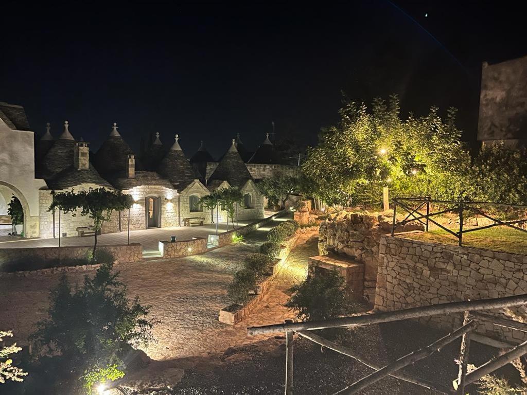 ファザーノ Trulli Vittoriaヴィラ エクステリア 写真